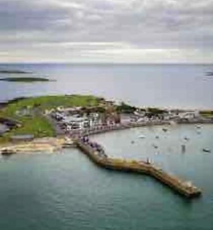 The Captains Wheel Skerries Exteriér fotografie